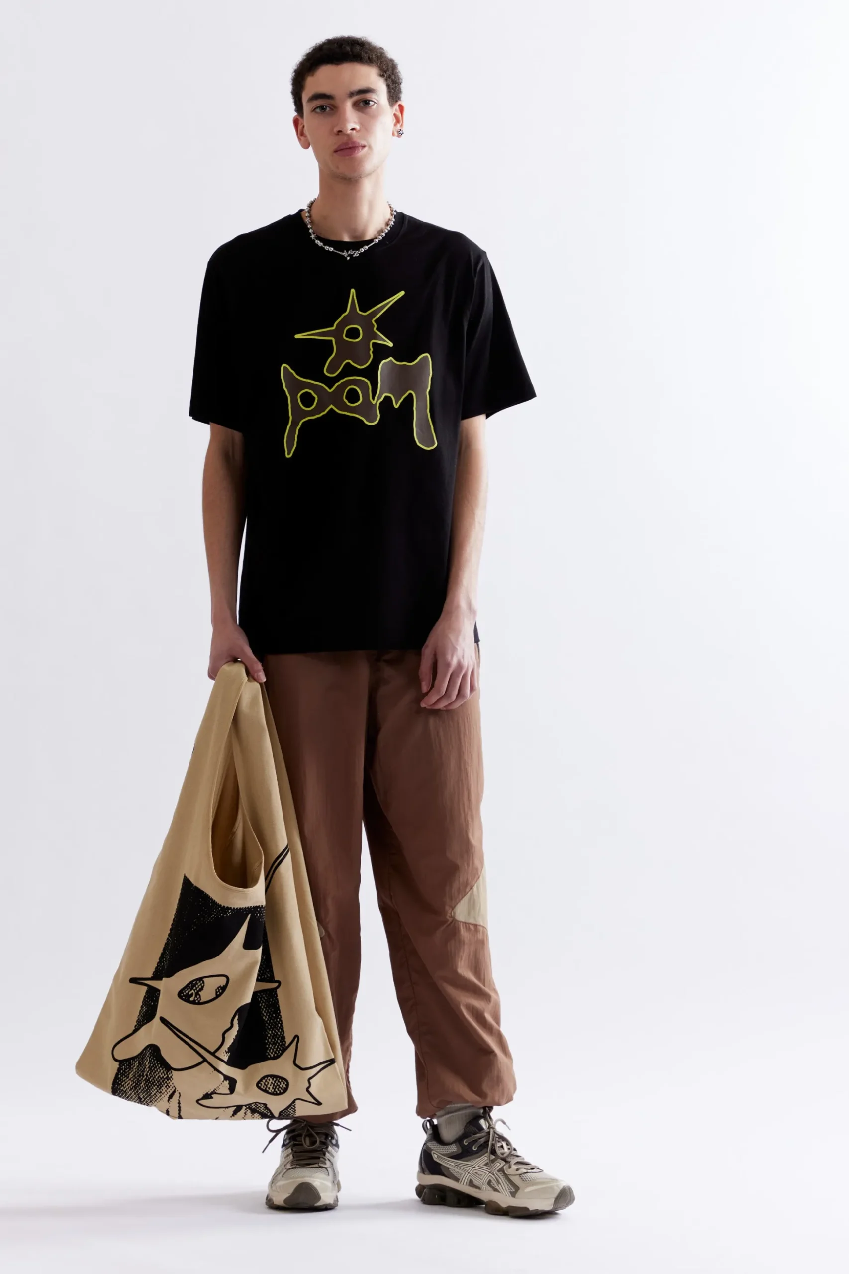 A BRIDGE BETWEEN TOTE BAG