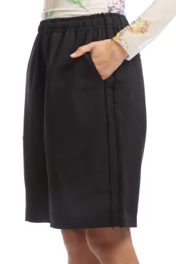 A RUSSELL UNISEX SHORTS