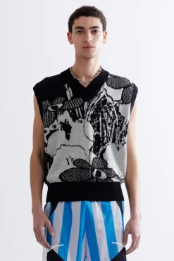 ARRANGEMENT V-NECK KNITTED VEST