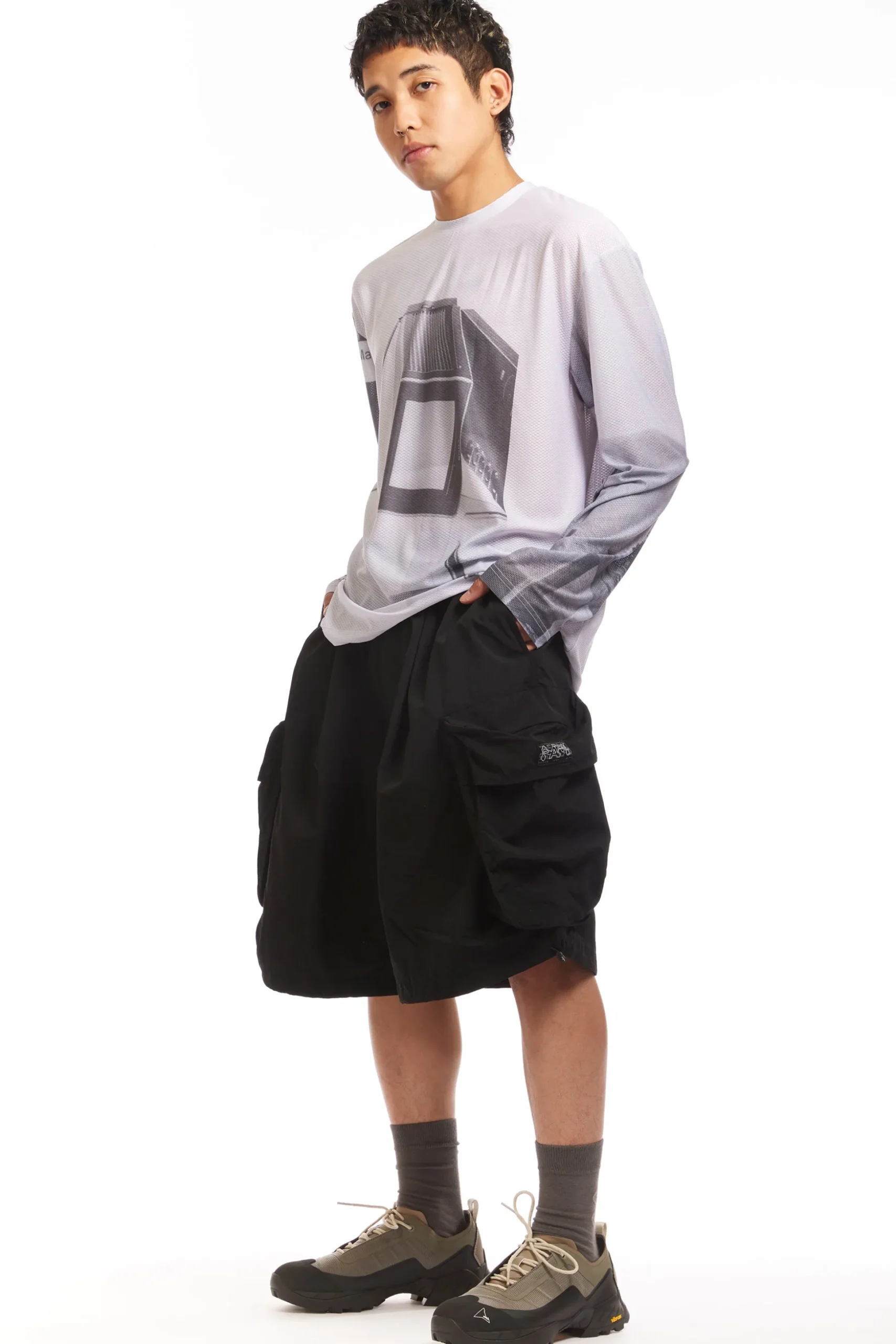 CHOW SHORTS - BLACK TV