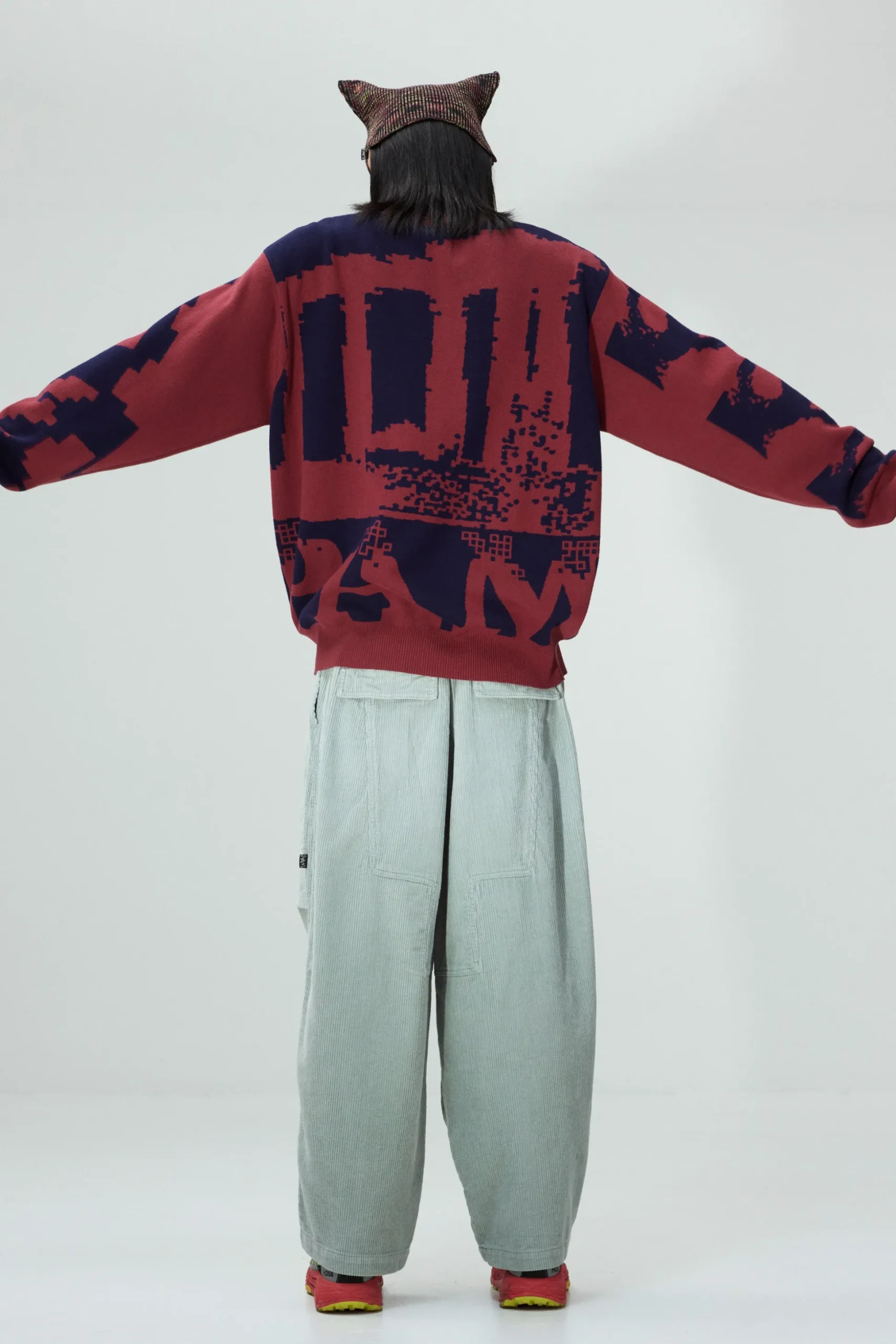 HANDMAIDEN CREWNECK KNIT