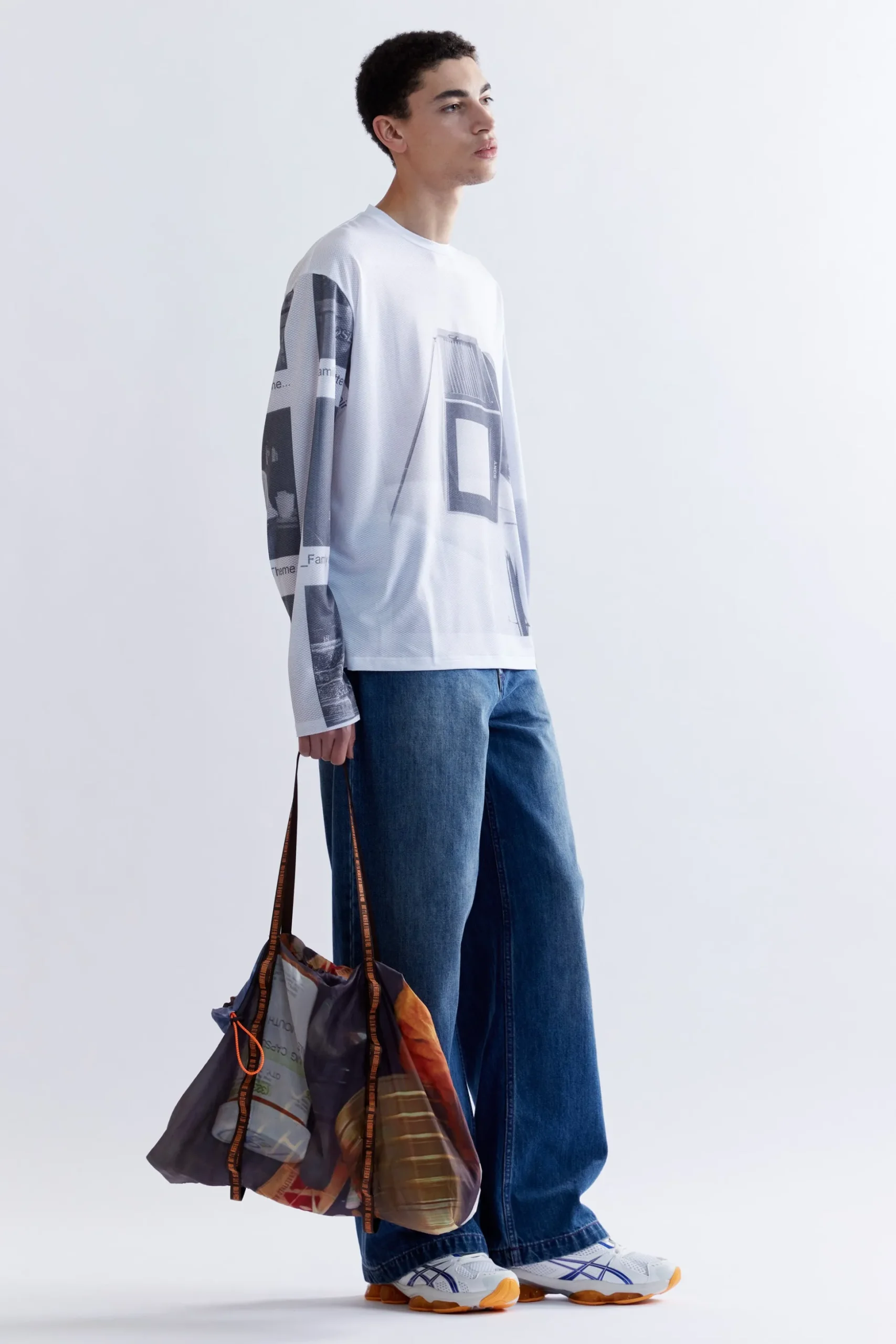 INFORMATION FLOW LIGHT WEIGHT BAG - MARTINE SYMS