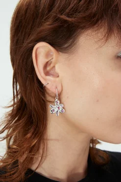 PUFF PUFF GESTURE EARRING FIRE